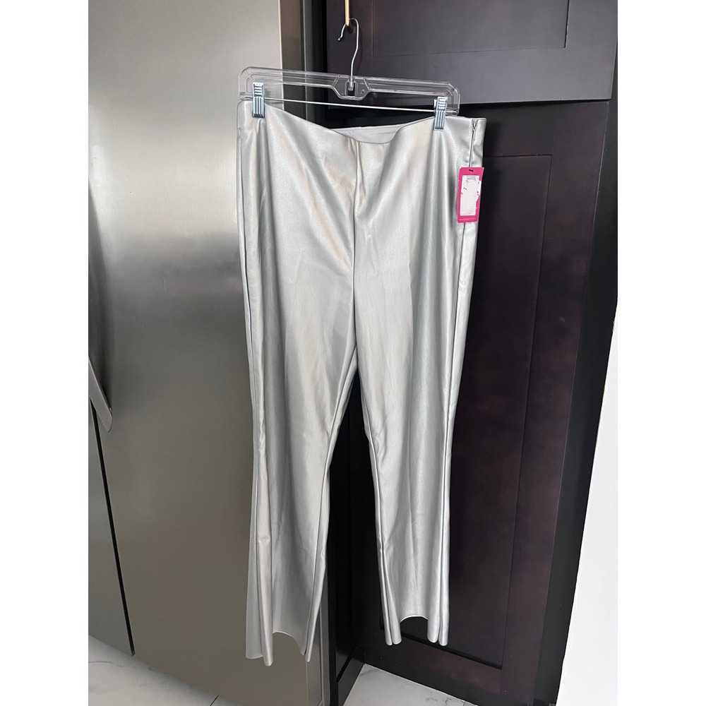 NWT Vince Camuto Metallic Silver Faux Leather Statement Pants Womens 14 Glam